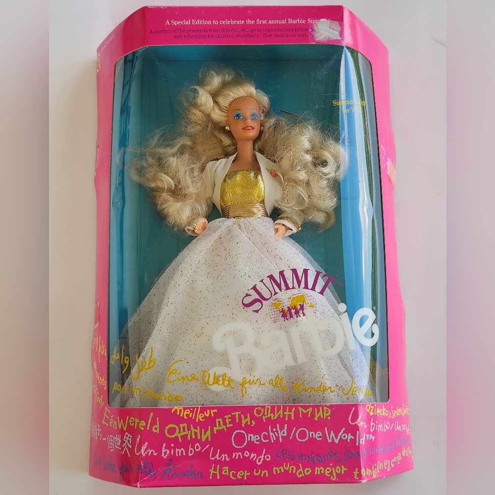 🌌 1990 Summit Barbie (Blonde) First Annual Barbie Summit Vintage Doll 45